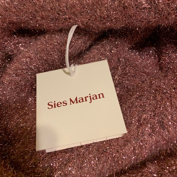 Shimmery and sparkly pink super soft and cozy - Picture 7 of 7